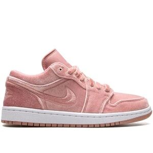 Nike Air Jordan "Pink Velvet" Sneakers